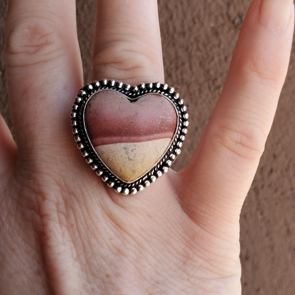 New Heart Shaped Mookaite 925 Silver Statement Ring. - Picture 1 of 10